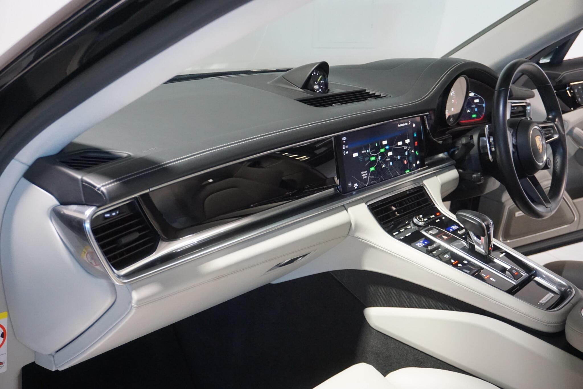 Porsche Panamera 2.9 V6 E-Hybrid 17.9kWh 4 Platinum Edition Sport Turismo 5dr Petrol Plug-in Hybrid PDK 4WD Euro 6 (s/s) (462 ps)